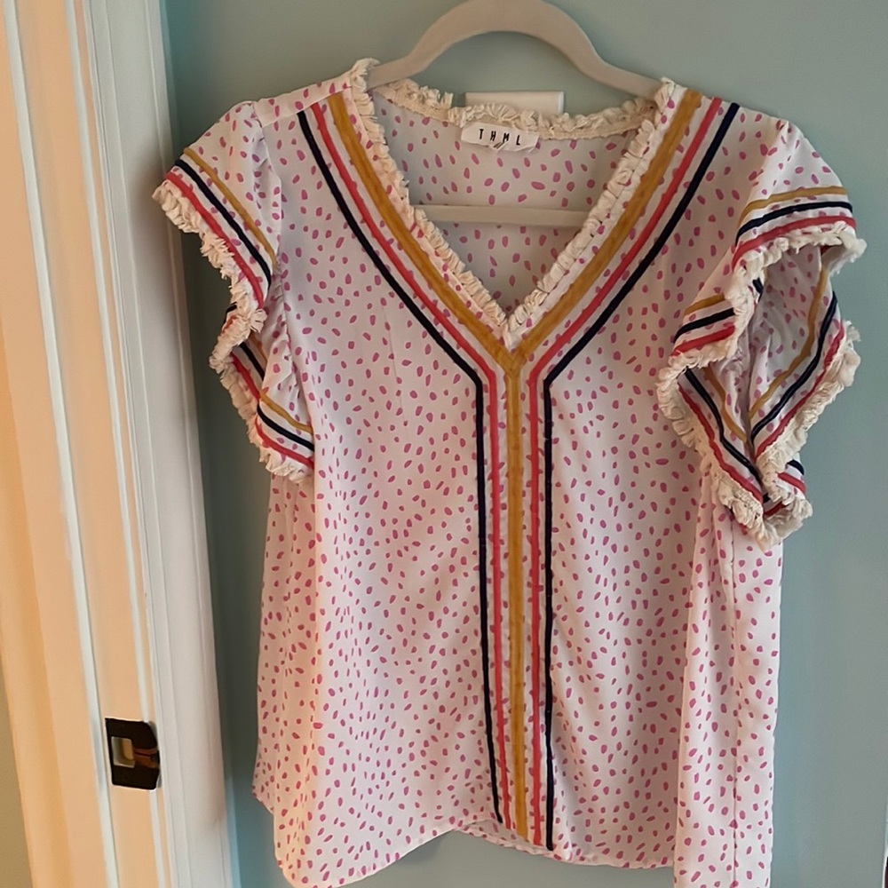 THML super cute top!